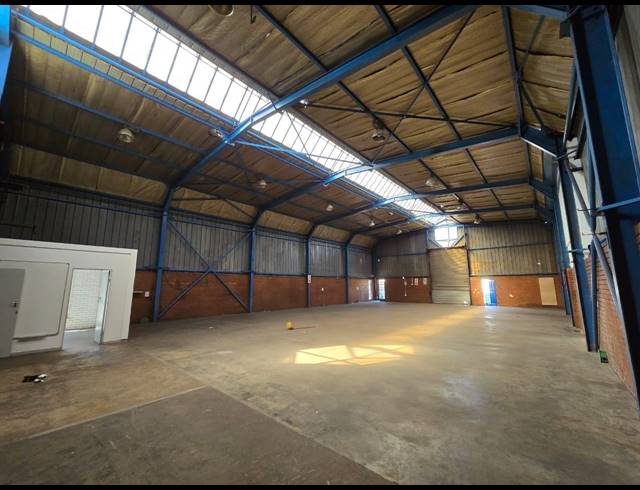 458M² WAREHOUSE TO LET IN BENROSE